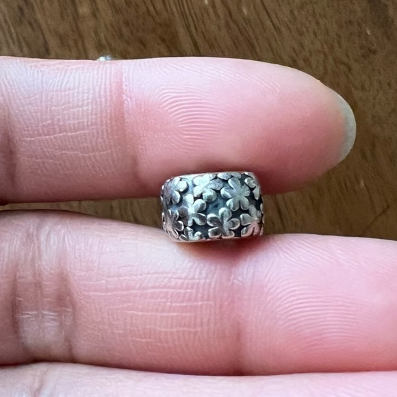 Retired Pandora Flowers Safety Clip Stopper Charm Sterling Silver 925 EUC - Picture 3 of 10